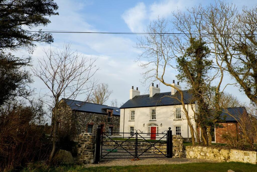 The Farmhouse At Corrstown Village Portrush Exterior photo